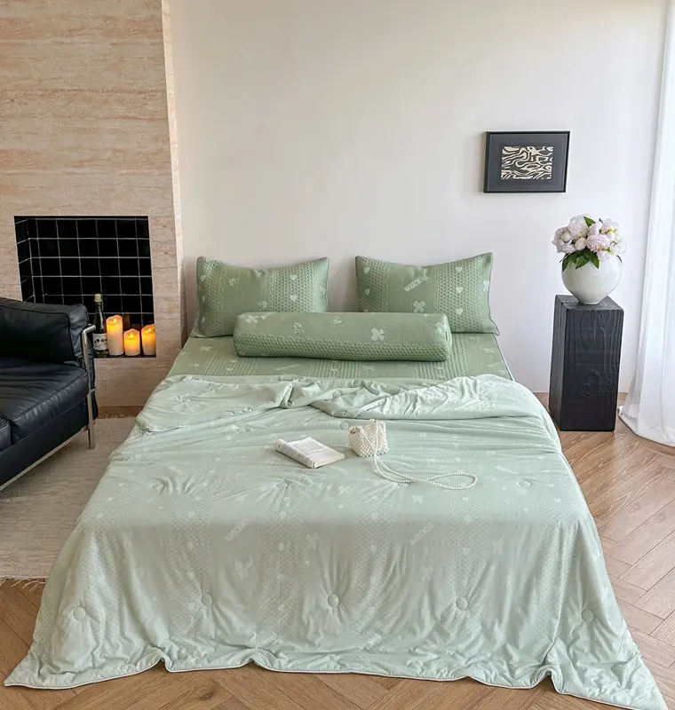 Full set trọn bộ 5 món chiếu băng lạnh kèm chăn thun lạnh hoạ tiết tim nơ Mark.cross 7
