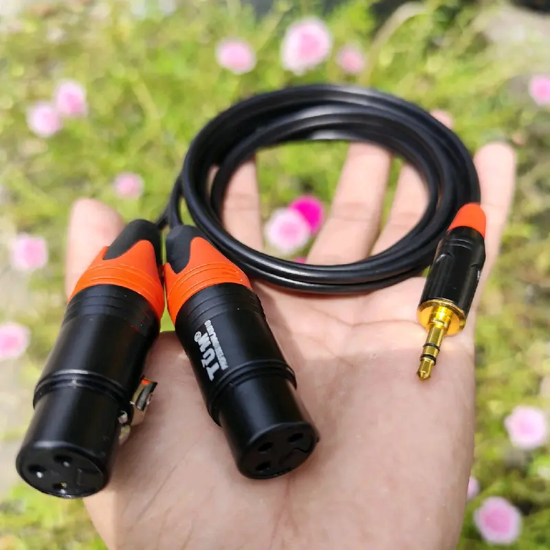 KABEL HP KE MIXER JACK 3,5 TO DUA XLR FRMALE 2