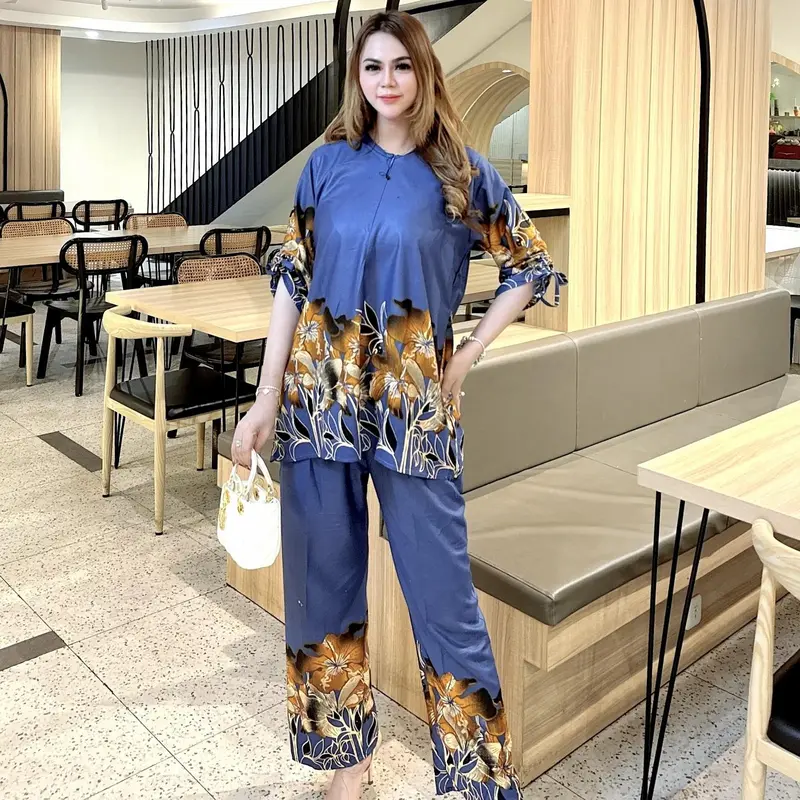 Setelan Celana Panjang Wanita Dewasa Kain Rayon Lembut Lengan Serut Printing Pekalongan Motif Mahkota Garis Warna 5