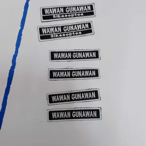 Bed nama seragam sekolah 1HARI JADI