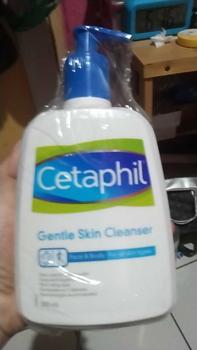 Product Review of Cetaphil Gentle Skin Cleanser 500ml Dengan Propylene Glycol Sabun Pembersih Muka Untuk Segala from E**a 1