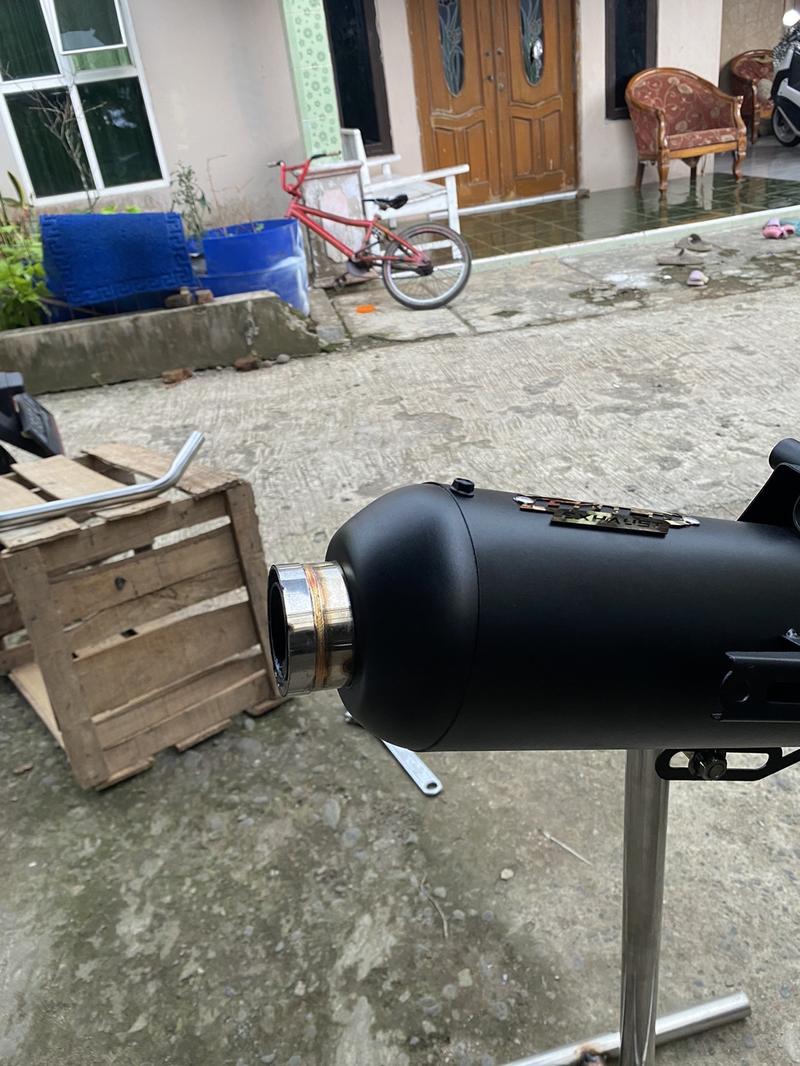 Product Introduction of Knalpot Standar Racing Original GOLD EXHAUST Full Aksesoris Tameng Air Blade Gen 2 Bass Adem untuk Motor Vario, Beat, Nmax, Aerox, PCX Motorcycle Motorcycle shijiro Kamera 2