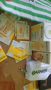 Product Review of [FREE 6X SERUM] Paket Hemat Brightening - Glowing ISI 2 ISI 3 - Brightening - Krim Pagi Malam – Bundle – Serum Vitamin C - Moisturizer from R**a K**a 1