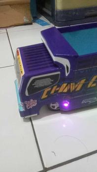 Product Review of PROMO MURAH MINIATUR TRUK OLENG FULL VARIASI LAMPU BONUS TERPAL TERLARIS UNTUK ANAK ANAK DAN ORANG DEWASA from T**q 0