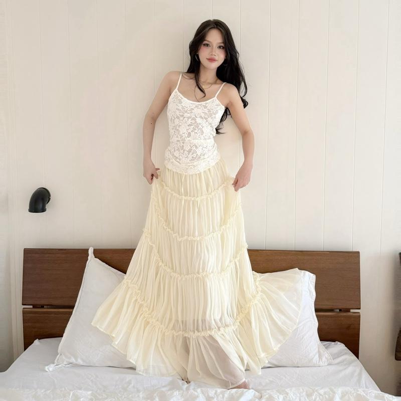 Berries | Celia Skirt | Váy tơ 5 tầng ánh kim có lót