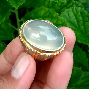 Natural White Chalcedony Pacitan