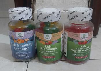 Product Review of Nature‘s Craft Kids Vitamin D3 Organic Gummies 1000IU per serving Gummies Organik Vitamin D3 anak-anak 1000IU Per Porsi-60pcs from Y**h 0