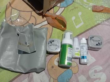 Product Review of MS GLOW PAKET WAJAH  NEW PACKAGE BOOSTER SERIES - PAKET WAJAH NEW SERIES + ELIXIR from m**a 1