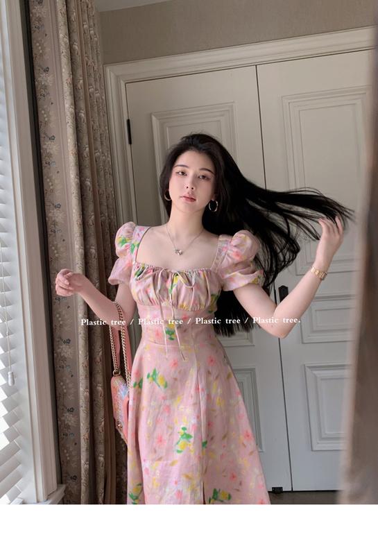 Product Introduction of phụ nữ ăn mặcĐầm Voan Pháp, In Hoa Mùa Hè, Cạp Cao Xẻ Tà, Hàng Mới Về Cho Nữ, Bó Sát Eo, Cổ Vuông, Tay bồng Hoa, Đầm Midi Dress Women 24