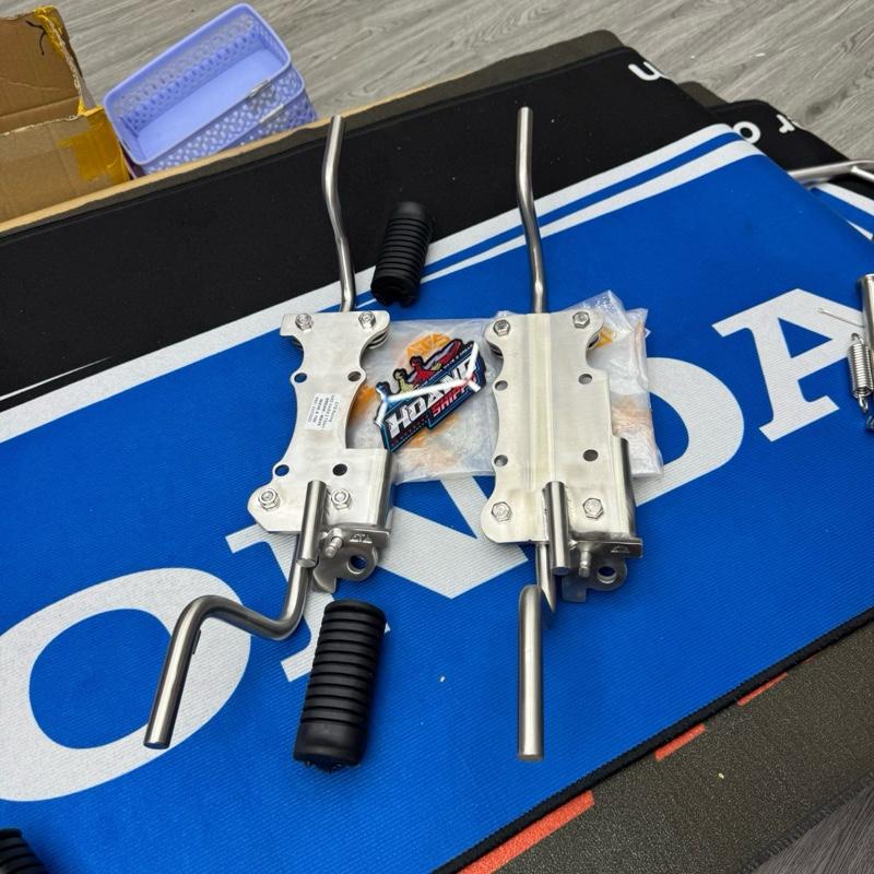  Phụ Kiện gác máy 2 tầng chống rung chân gắn wave dream Phụ Tùng Inox 