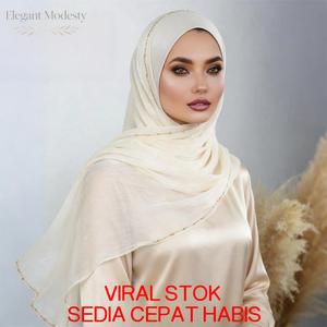 Selendang panjang bergaya Indonesia yang diperbuat daripada poliester, boleh dilipat dan serbaguna, sesuai untuk wanita sebagai tudung, selendang, atau bahan sarung, dengan corak sulaman tangan dari Itali, sesuai untuk kanak-kanak dan orang dewasa, termas