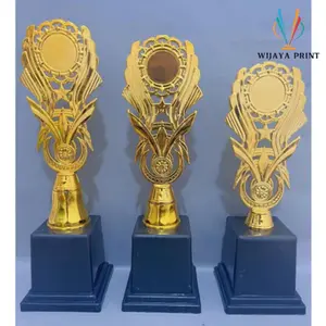 Piala Murah 1 Set Tinggi 30-35 cm Sehari Jadi