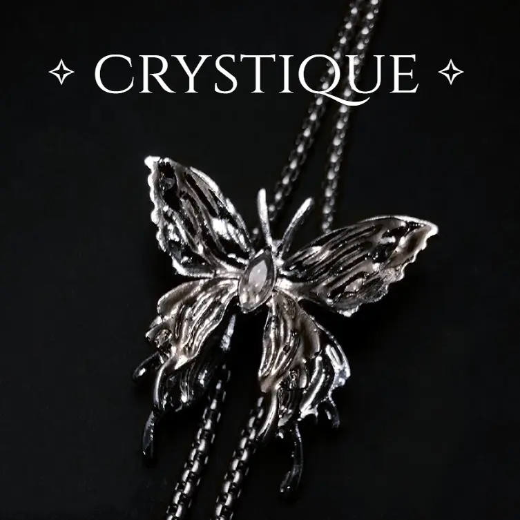 Fashionable Butterfly Necklace for Women 2024 New Pull-Through Design Stainless Steel Chain Unique Gifts for Her Elegant Jewelry Accessory Affordable Price with Durable Quality
