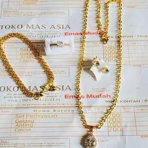 Free surat set perhiasan mas muda liontin permata satu Elegan Kalung Wanita Cincin Anting