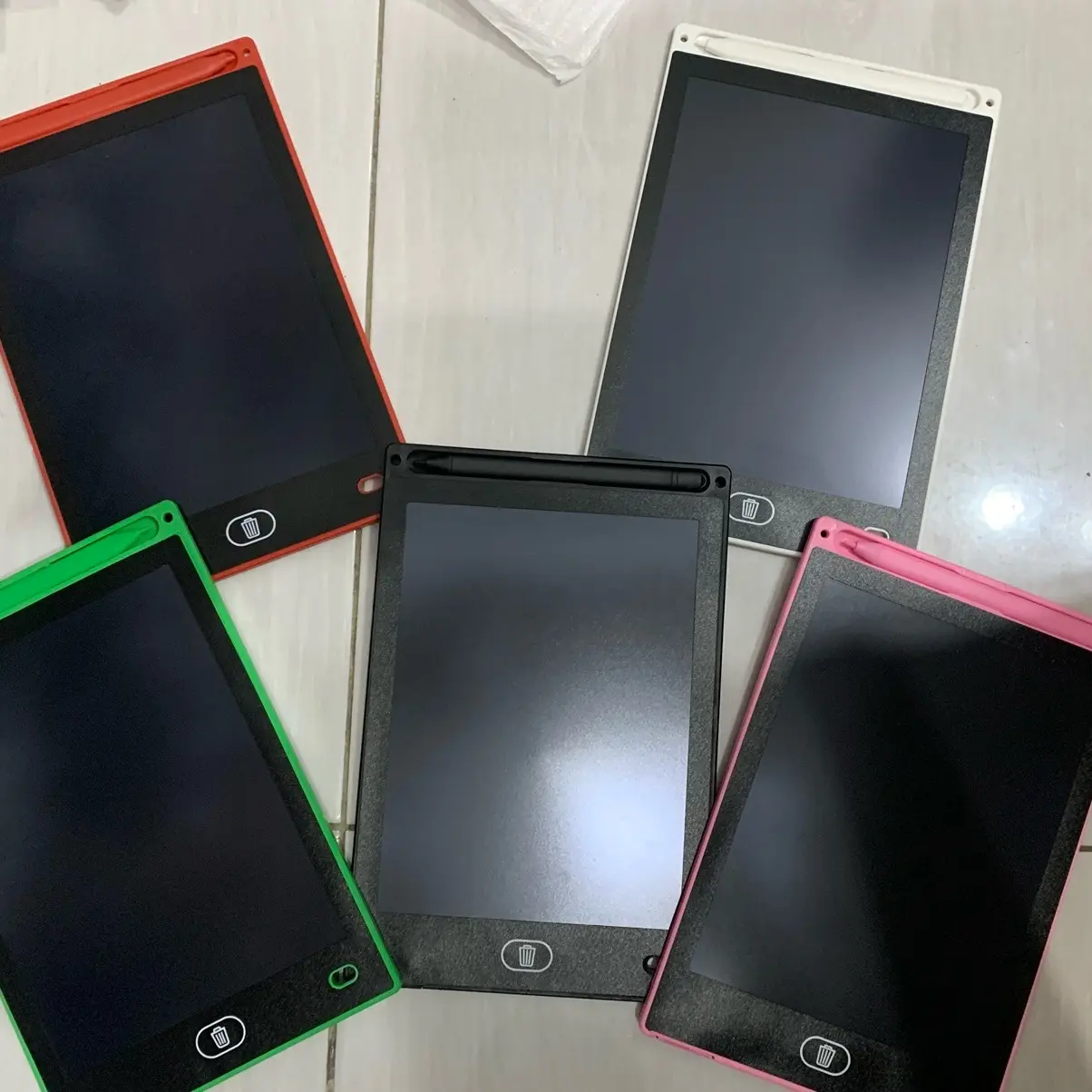 LCD Writing Tablet 8.5” Eye Care Display Screen Lock Function Papan Tulis Anak/Dewasa Plus Pen