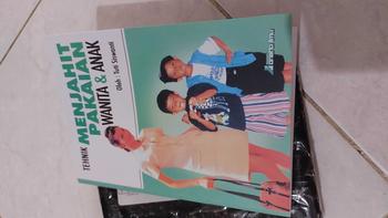 Product Review of Teknik Menjahit Pakaian Wanita & Anak from P**i 0