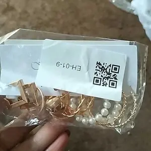 Set Anting 6pcs Gaya Korea - Anting Kotak Geometris dengan Mutiara Imitasi, Desain Retro dan Elegan, Cocok untuk Gaya Klasik atau Modern