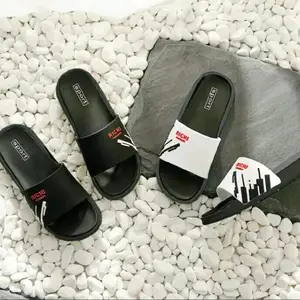 TERBARU!!! Sandal Slip On Pria Kekinian - Sandal Selop Motif Richi Non Slip