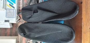Product Review of [Produk Lokal] Sepatu Rajut Pria Sneakers B33 B34 from y**i 0