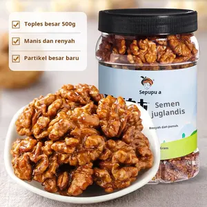 Kenari Amber Kaleng — Walnut Renyah Berlapis Amber, Panggang dengan Madu Yunnan, Cemilan Kacang Premium untuk Oleh-oleh & Hadiah Tahun Baru