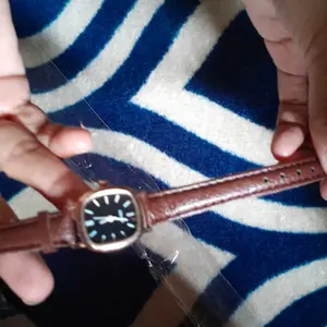 ALOY ANKL009 - Jam Tangan Wanita Gaya Retro Bisnis Casual Dial Segi Fashion Analog Quartz Simple Strap Kulit Pu Leather