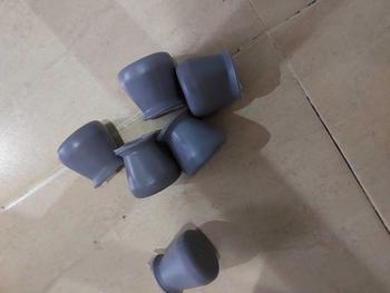 Product Review of Penutup Kaki Kerusi, Bahan Silikon, Bentuk Bulat, Pelindung, Anti-Gelincir, Pad Kerusi Senyap, Penutup Kaki, Penutup Pelindung Kaki Meja, Sesuai untuk Kaki Kerusi from d**d 3