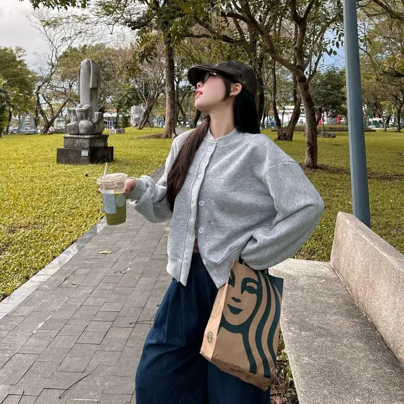 [XẢ HÀNG] Áo Khoác Nỉ Cardigan Nữ Basic Cài Cúc Form Boxy Nhẹ Mùa Thu Đông Vải 2 Da Cao Cấp Không Xù , Chống Bai Dão Tốt - BY BOOM STORE VN áo khoác nỉ dày dặn | BigBuy360 - bigbuy360.vn