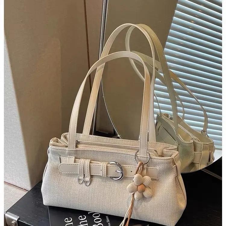 Túi xách nữ đeo chéo đeo vai basic trẻ trung túi công sở phù hợp mang đi làm đi chơi size 30 cm _ TDC121