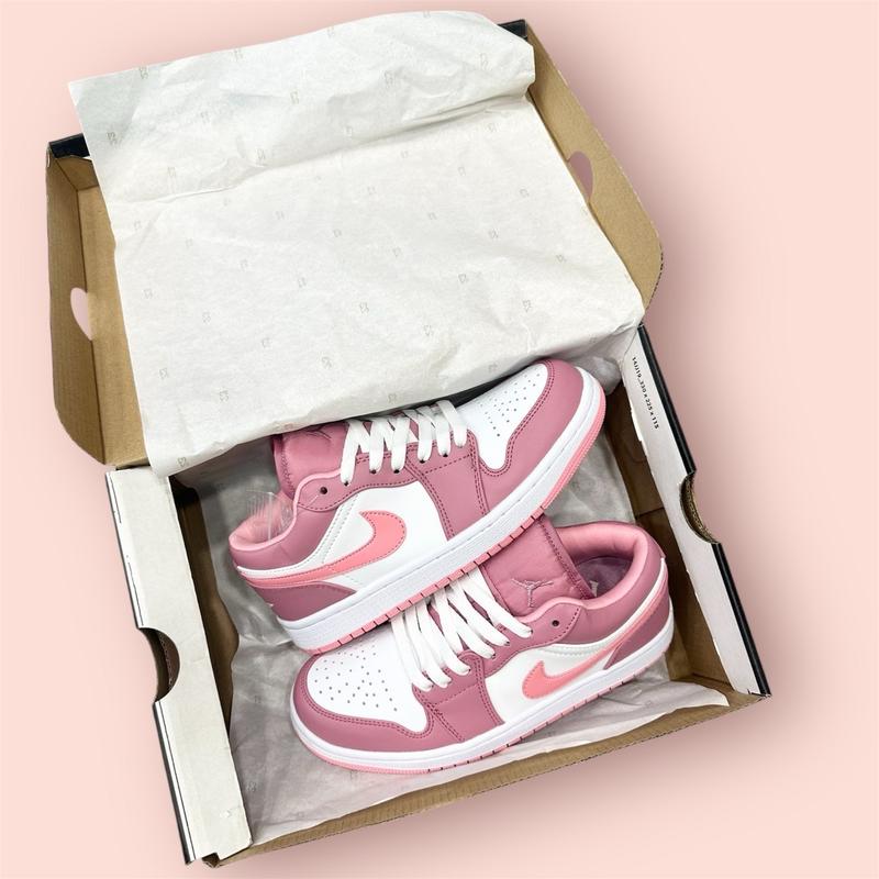 SEPATU SNEAKERS WANITA JORDANLOW DESERT BERRY 0