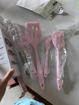 Product Review of 5pcs Silicone Kitchenware All-in-One Baking Whisk Oil Brush Kitchen Tools Cooking Silicone Spatula Set Bakeware Stainless Silicone from K**a Y**️ 1