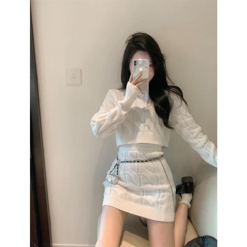 Bộ Đồ Người Nổi Tiếng Trên Internet Cho Nữ, Áo Len Dệt Kim Cùng Phong Cách, Dáng Ôm, Dày Dặn, Dài Tay, Xoắn, Eo Cao, Váy Bodycon, Bộ Hai Mảnh, Thu / Đông