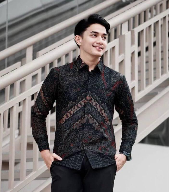 Product Introduction of Baju Kemeja Batik Pria Modern Terbaru Batik Pria Kemeja Lengan Panjang Motif Batik 2025 Batik  Pekalongan Katun 40