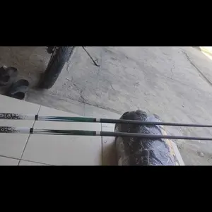 Tongkat biliar profesional berbahan serat karbon ujung stik berukuran 12.5mm Desain terbagi 1/2 shaft low deflection dilengkapi aksesoris lengkap seperti kapur biliar dan filter cocok untuk permainan snooker dan biliar Ball billiard 1 set carbon cue stick