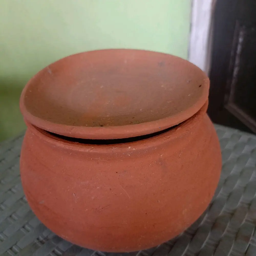 Kendil Ari-ari/ Kendil Gerabah - Potongan Tanah Liat untuk Dekorasi Rumah