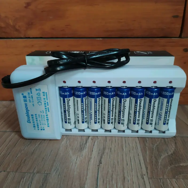 Charger 8 Slot dan Baterai AA 1200mAh 8 pcs Batre 3