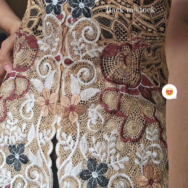 Kebaya Encim Bordir Lengan Pendek KaNiNa 6