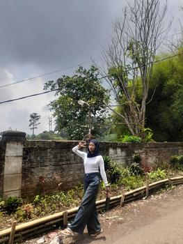 Product Review of COD LULU Biru Retro High Waist Kuolt Celana Jeans Panjang Wanita from N**e 0