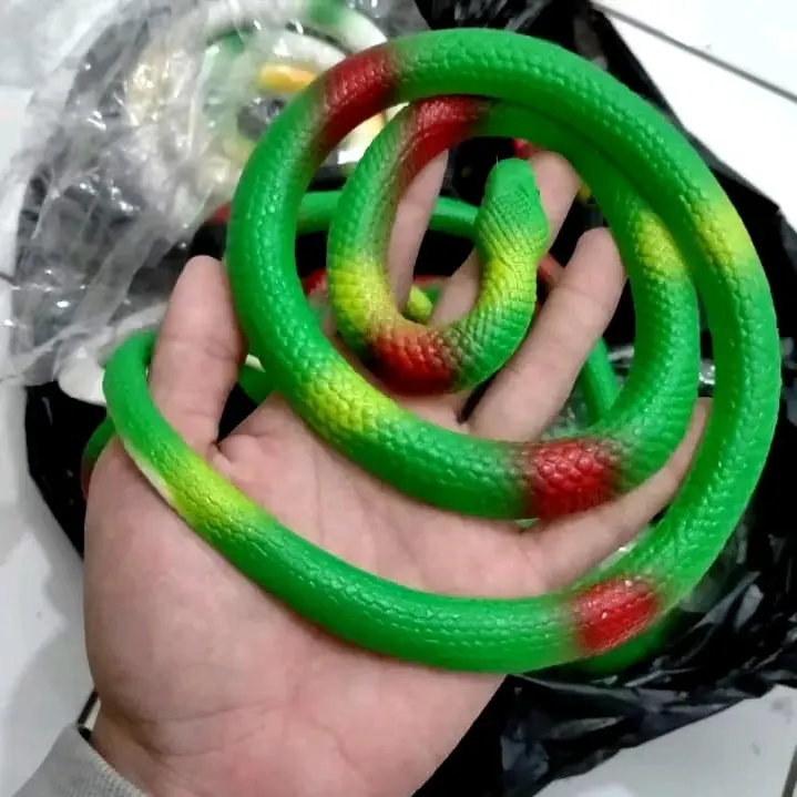 Mainan Ular Karet Ukuran Besar Mirip Asli - Toys 2