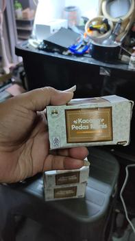 Product Review of SNS - 1 Dus (12pcs) Kemasan baru - Kacang Pedas Manis Camilan Jadul Enak Food Snacks Goreng Cemilan Makanan Jajanan from s**a 2