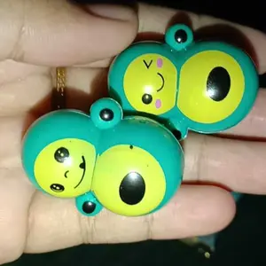 Mainan Mini Boneka Goyang Lucu Miniatur Pajangan Meja Dekorasi Unik dengan Berbagai Warna dan Desain Menarik untuk Dekorasi Rumah