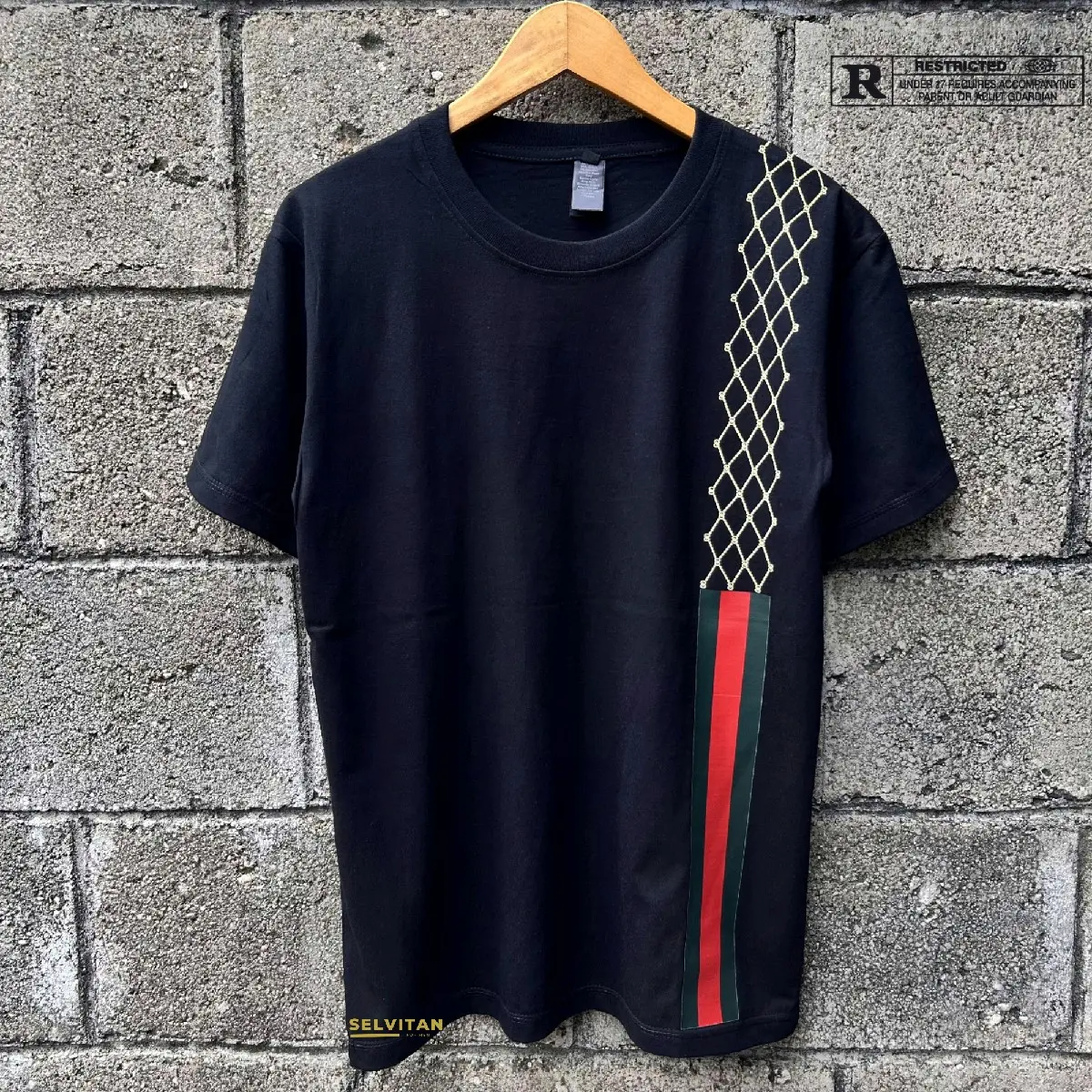 SELVI - KAOS TERBARU BAHAN KATUN KOREA  Lembut / KAOS DISTRO  Pendek   / KAOS KATUN KOREA PREMIUM Pria Baju Polos Wanita Combed Unisex Hitam Dewasa Cowok Pria Polos Combed Keren Nyaman Oblong