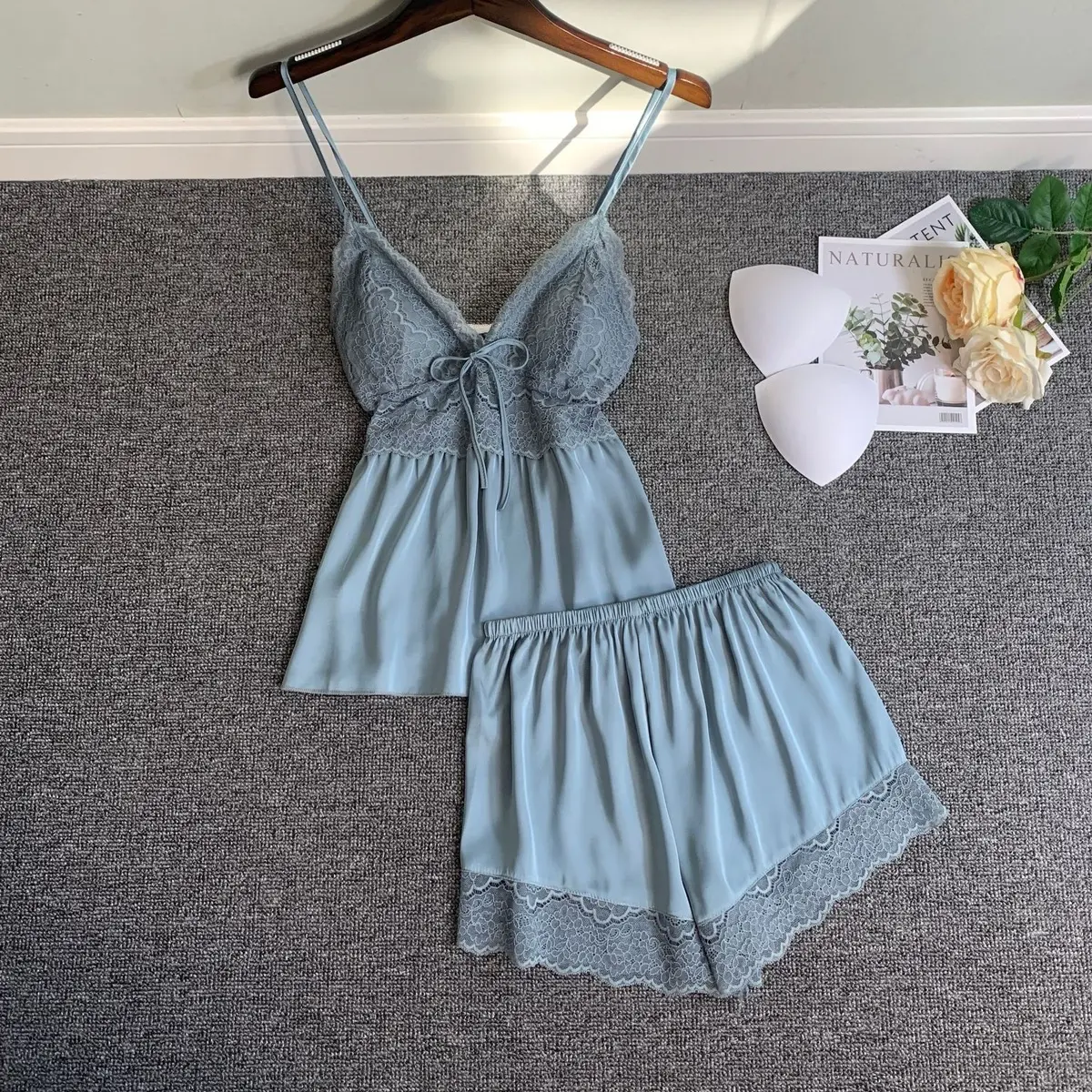 YURI - Lingerie Setelan Cantik - Set Baju Tidur Wanita - Set Baju Dinas Malam Wanita - Tanktop dan Celana Wanita