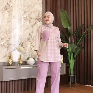 Alisya Setelan Cargo Wanita Hello Set BO Size 120 Bahan Kaos Katun Combed 24s Aplikasi Sablon Baju Setelan Wanita Kekinian One Set Korean Style Remaja Atasan Dan Bawahan Wanita Set Kekinian Celana Setcel Wanita Import Premium Jumbo Dewasa  Motif Oversize
