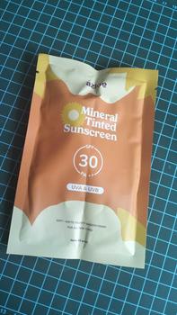 Product Review of [TRAVEL SIZE] AZLOE TINTED SUNSCREEN HYBRID KULIT BERMINYAK BERJERAWAT [AZLOE TELAH UJI SPF] D from g**🍁 0