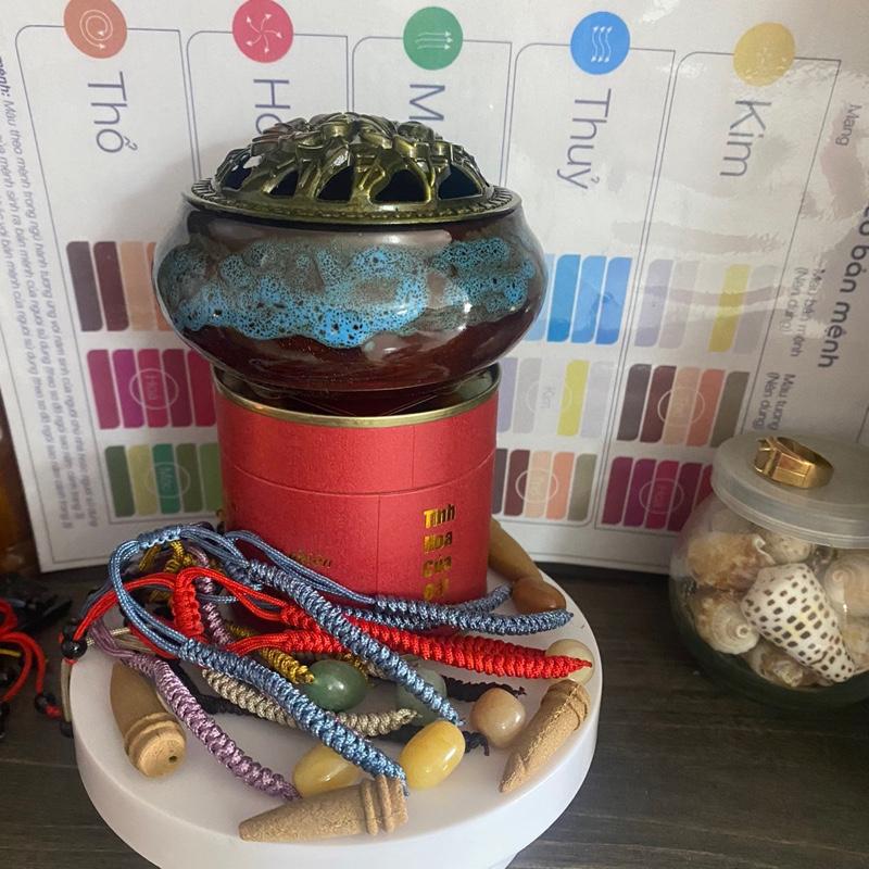 Combo hộp nụ trầm hương tự nhiên +lư sứ+ vòng mã não. Đẹp và thơm 3