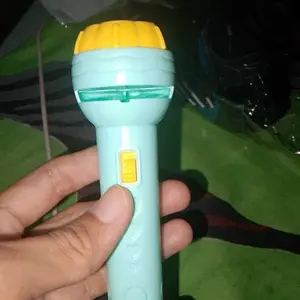 MAINAN EDUKASI ANAK PROYEKTOR GAMBAR / FUN FLASH SENTER Plastik