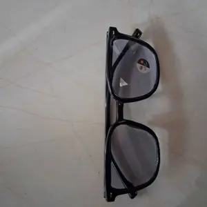 Kacamata Photochromic Bingkai Hitam Gaya Baru 2025, Unisex, Anti-Cahaya Biru, Kacamata Portabel Anti-Radiasi