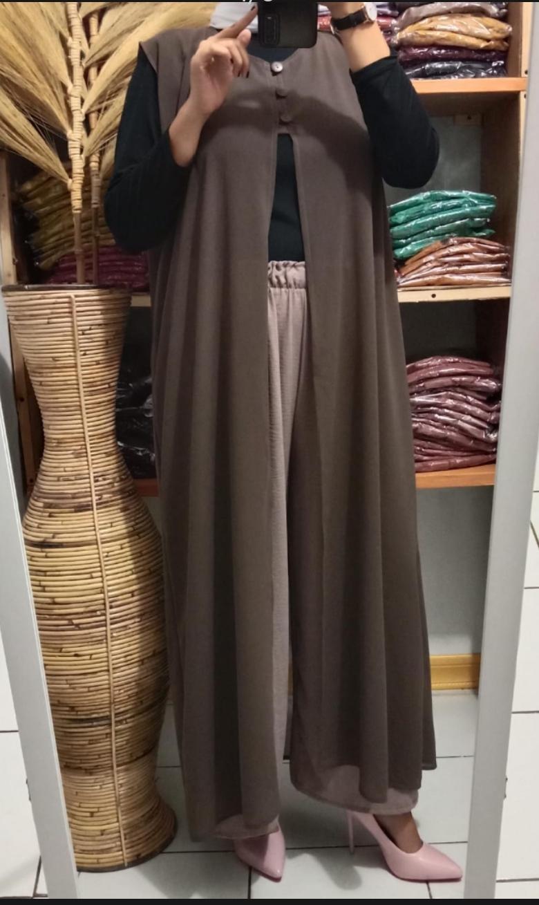 Product Introduction of Outer Kardigan Jumbo Tanpa Lengan Bahan Ceruty Babydoll By Azka Collection - Model Pengencang Kancing 5