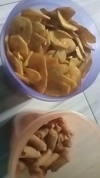 Product Review of paket bundling 1 kg keripik pisang kepok gurih & sumpiah abon udang Camilan Snack from t**e 0