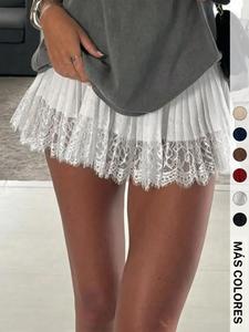 Falda corta de volantes con parches de encaje para mujer, estilo dulce y elegante, look de piernas largas, perfecta para uso casual y fiestas